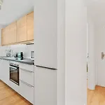 Chic 1br Near Kirchberg & Centre Appartamento *