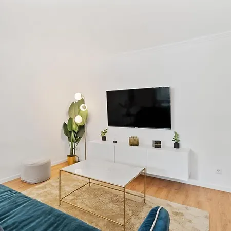 Apartment Bright 1br In Limpertsberg With Wifi & Kitchen