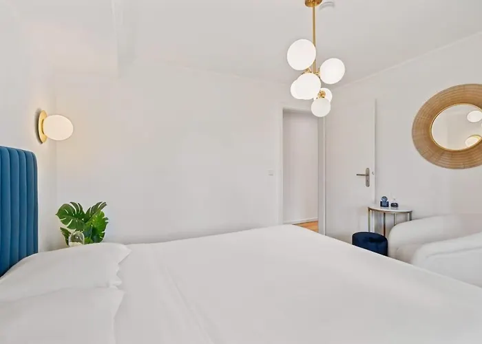 Chic 1br Near Kirchberg & Centre Appartement Luxembourg